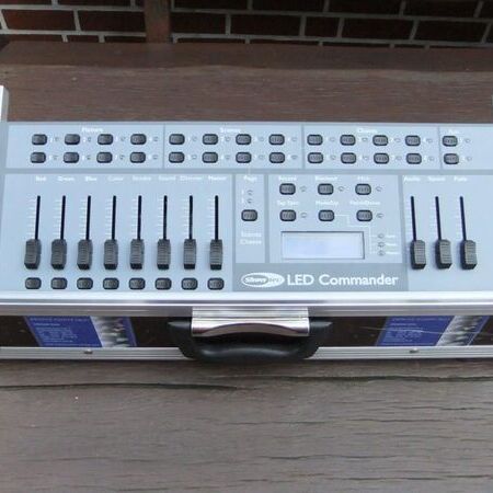 LED Lichtsteuerung Showtec LED Commander : Mietpreis pro Tag 10,- Euro bei Abholung